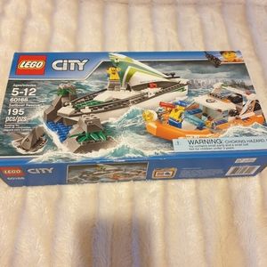 NEW - Collectible LEGO City 60168 Sailboat Rescue with Boats that float on water